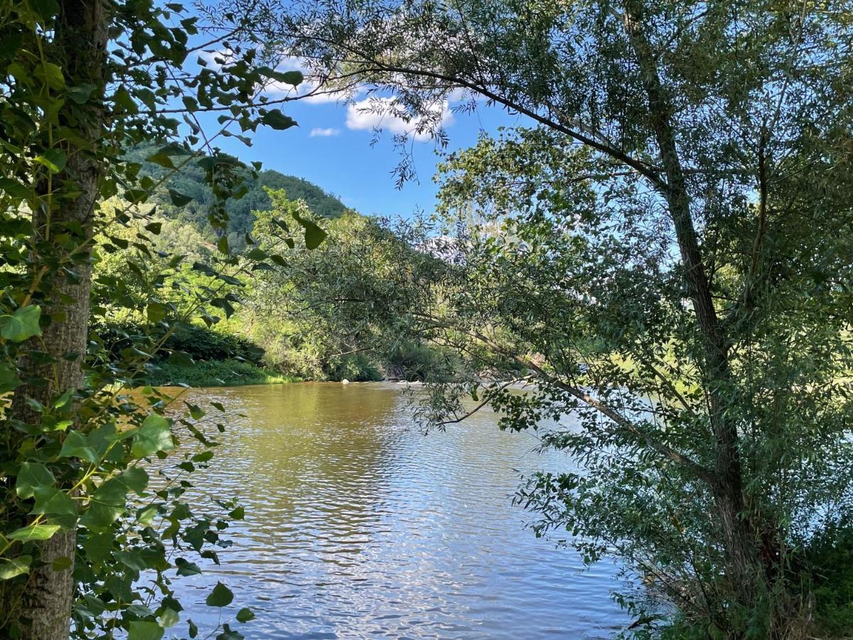 Camping Avec Piscine Et Riviere A Tournon Sur Rhone Ardeche Ngoại thất bức ảnh